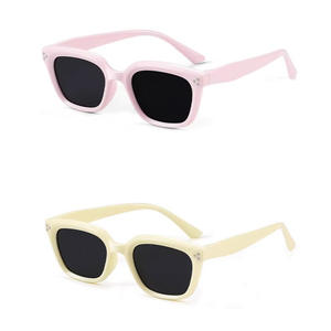 Gafas de sol polarizadas para niños, montura 1346 TR90, protección UV400, estilo unisex ligero - Product Image 4