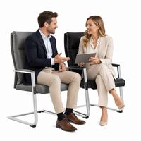 Chaise de bureau de direction à dossier très haut avec accoudoirs rembourrés, base cantilever chromée pour salle de conférence de luxe