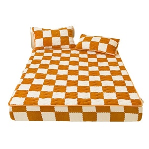 Ba Mảnh Mùa Đông Sữa Nhung Chăn Bộ Đồ Giường Đặt Dày Lông Cừu Tấm Ga Giường <span class=keywords><strong>Polyester</strong></span> Nệm Bảo Vệ Cho Thương Mại Nước Ngoài - Product Image 5