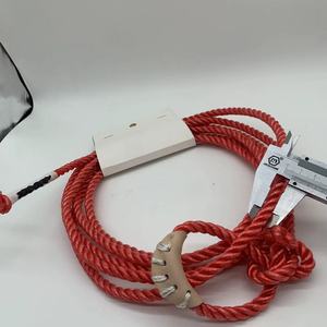 Cuerda trenzada PP <span class=keywords><strong>de</strong></span> 3 hilos roja <span class=keywords><strong>de</strong></span> alta calidad 8mm * 4,2 M para cuerda <span class=keywords><strong>de</strong></span> caballo cuerda <span class=keywords><strong>de</strong></span> toro - Product Image 6