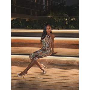 Combinaison sexy personnalisée 2026 à imprimé floral, dos nu, taille haute, coupe capri, style bohème, tenue de club pour femme, printemps-été - Product Image 5