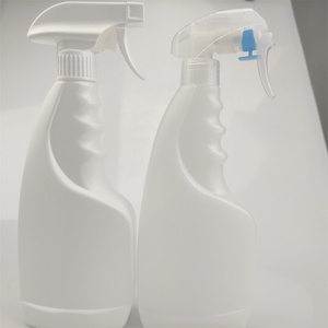 ขวดสเปรย์พลาสติกเปล่าขนาด 500 มล. 750 มล. 1000 มล. สีดำ สีขาว สีใส พร้อมหัวฉีดแบบพ่นฝอย - Product Image 1