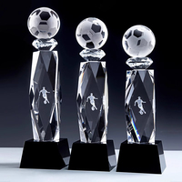 Trophée de football en cristal unique avec gravure 3D intérieure, récompense pour le meilleur joueur, médaille de football personnalisée pour MVP, pour événements sportifs prestigieux