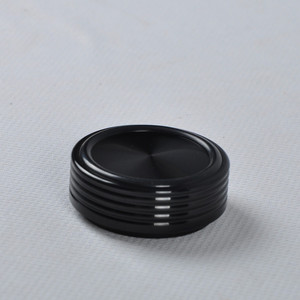 Pieds d'amplificateur en aluminium usiné CNC noir 44x17mm avec anneau en silicone - Pieds d'isolation anti-vibration <span class=keywords><strong>HiFi</strong></span> pour amplificateur à tubes - Product Image 5