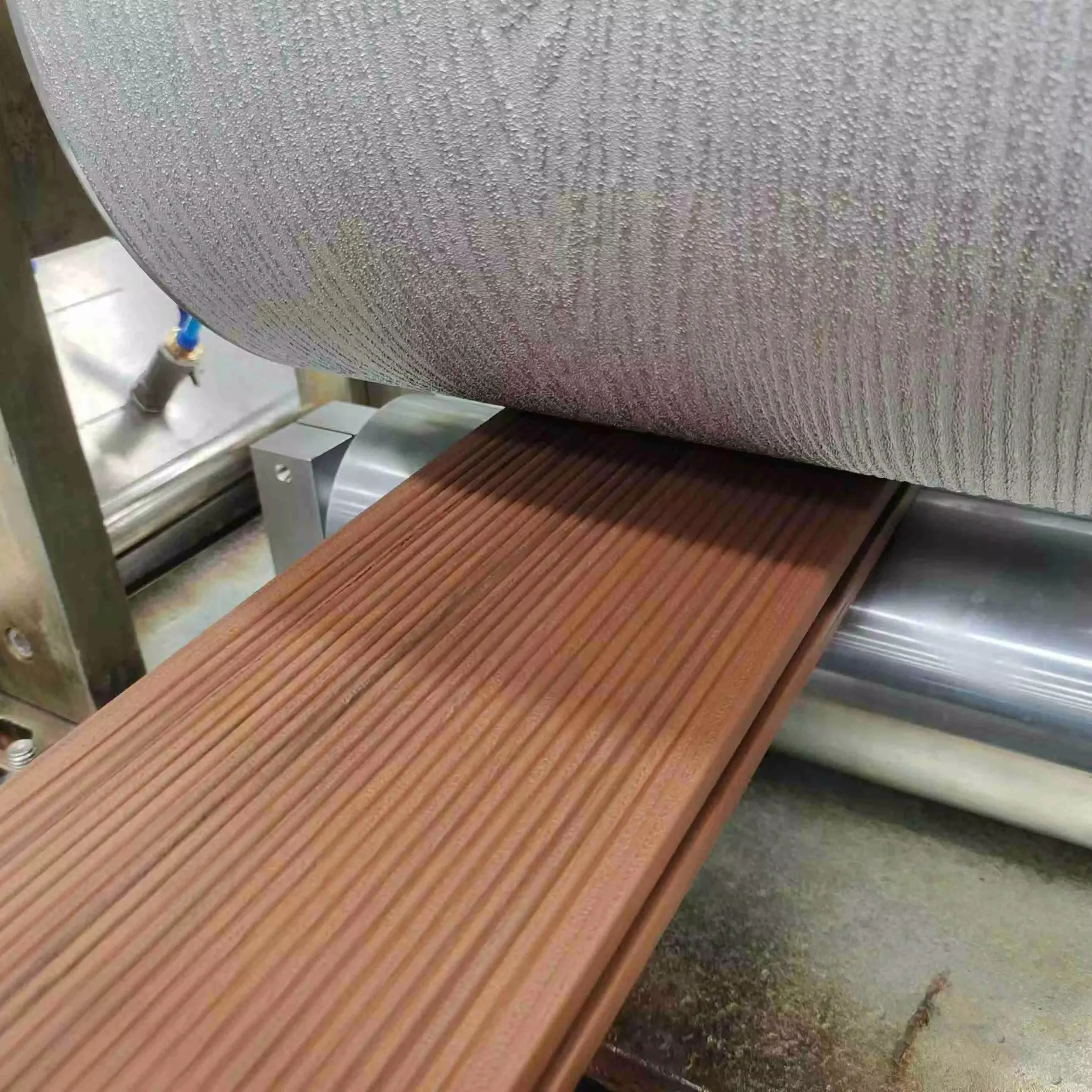 Wood Plastic Composited Product Making Machine/PVC Pe Wpc Door Floor Decorative Profile Board Panel Extrusion Production Line