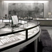 Vitrine à bijoux en verre sur mesure haut de gamme GZowin avec éclairage LED, cadre en métal noir moderne, design personnalisable pour les magasins de détail