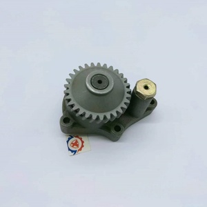 Excavator PC40-7 PC45-1 4D88E 4D84 Engine Oil <b>Pump</b> - Product Image 1