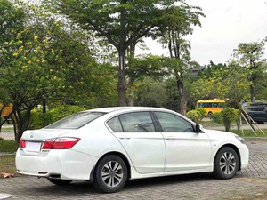 Gebrauchter 2015 Honda Accord 2.0L LX Comfort Edition Automatik Linkslenker 70215 Meilen Benzin Limousine Euro V China Export - Product Image 6