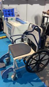 접이식 경량 변기 의자 휠체어 목욕 의자 2024 에서 가장 뜨거운 판매 ARY 의료 3-IN-1 플라스틱 Ce 수락 OEM 클래스 I - Product Image 3