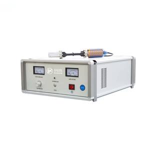 Mini máquina <span class=keywords><strong>de</strong></span> soldadura por puntos portátil <span class=keywords><strong>de</strong></span> alta calidad, soldador <span class=keywords><strong>de</strong></span> mano cnc, máquina <span class=keywords><strong>de</strong></span> soldadura ultrasónica <span class=keywords><strong>de</strong></span> metales - Product Image 5