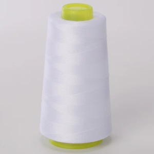 Fil à coudre polyester 40/2 durable pour la couture de vêtements et accessoires vestimentaires - Product Image 5