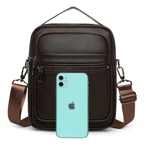 Bolso Bandolera de Piel Sintética Impermeable para Hombre, de Alta Calidad OEM, Moderno y Elegante - Product Image 4