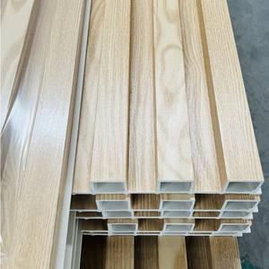 Panel de Pared Decorativo WPC Coextruido de Bambú, Fibra Metálica y Madera, Resistente al Agua, Acabado Carbón, para Interiores y Exteriores, Económico, de Fábrica OEM - Product Image 1