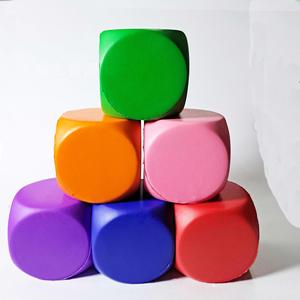 Balle anti-stress en mousse carrée personnalisable, dés en mousse souple à presser, jouets sensoriels pour jeux et cadeaux promotionnels - Product Image 5
