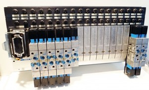 Plc Terminal Iimp-02-<strong>1</strong>/4-16-bu <strong>Tn</strong> 18877 <strong>Max</strong>. Bar 10 Psi 145 -unused- Brand-new, Genuine Product with a One-year Warranty. - Product Image 1