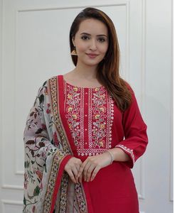 Directo de fábrica de suministro de diseñador de 3 piezas Kurti Pant Dupatta para bodas y festivales desgaste de la India Export - Product Image 4