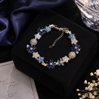 Bracelet à breloques en alliage de zircon bleu pour femme, avec strass étincelants et maillons floraux, bijou fantaisie, cadeau