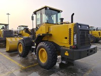 Hochwertiger Neuer 3-Tonnen-Kleinradlader LG936L mit Palettengabel und Kehrbesen zum Verkauf