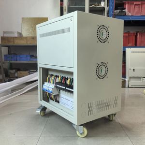 Fuente de alimentación de fábrica Estabilizador de voltaje trifásico ODM/OEM 80kva Regulador de voltaje automático de alta precisión para la industria AVR de oficina - Product Image 6