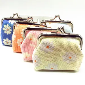 사용자 정의 2022 새로운 패션 여러 색상 숙녀 미니 귀여운 꽃 걸쇠 동전 지갑 가방