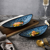 Assiette à sushi en céramique de forme spéciale japonaise rétro légère et durable écologique pour les hôtels et les fêtes