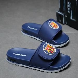 Vente en gros de pantoufles d'extérieur en PVC antidérapantes imperméables légères avec logo personnalisé pour l'été au Brésil et en Argentine 2025 - Product Image 1