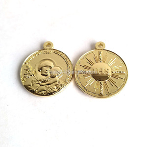 Collar con medallones de protección de cazador de fantasmas, joyería religiosa para hombres y mujeres - Product Image 2