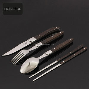 <span class=keywords><strong>Service</strong></span> de couverts de luxe réutilisables en acier inoxydable <span class=keywords><strong>Laguiole</strong></span> 4 pièces avec wengé, <span class=keywords><strong>couteau</strong></span> à steak, <span class=keywords><strong>fourchette</strong></span>, cuillère et baguettes inclus - Product Image 2