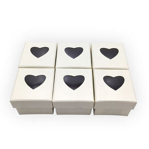 Luxe Mini femmes boucle d'oreille bague <span class=keywords><strong>montre</strong></span> emballage recyclable <span class=keywords><strong>rigide</strong></span> boîte à bijoux personnalisable imprimé conception coeur fenêtre en relief - Product Image 6