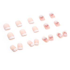24 piezas al por mayor dulce desnuda bonita Camelia puntas de <span class=keywords><strong>uñas</strong></span> <span class=keywords><strong>postizas</strong></span> cortas cuadradas <span class=keywords><strong>uñas</strong></span> francesas borde blanco cubierta completa prensa en las <span class=keywords><strong>uñas</strong></span> - Product Image 5
