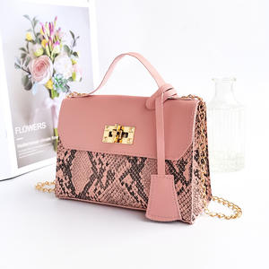 Nouveaux sacs <span class=keywords><strong>à</strong></span> bandoulière en cuir PU pour femmes, Mini sacs <span class=keywords><strong>à</strong></span> <span class=keywords><strong>main</strong></span> avec serrure, vente en gros - Product Image 1