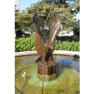 Hand geschnitzter Gusskupfer-Bronzeadler-Statue-Wasser brunnen des kunden spezifischen Entwurfs für Garten dekor