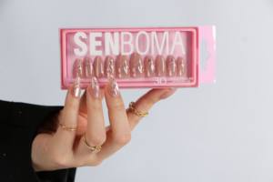 Uñas Postizas de Gel ABS con Punta Francesa Cuadrada en Cromo Dorado Glamuroso para un Aspecto Natural sin Presión en los Dedos, Ideales para Eventos Especiales - Product Image 5
