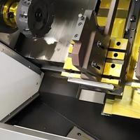 Fraiseuse CNC à trois axes XY810, idéale pour le traitement des pales de moteur, des petites pièces carrées, des arbres excentriques et autres.