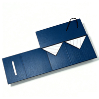 Boîte d'expédition pour chapeaux en carton rigide gris avec logo personnalisé en relief, poignée, fermeture magnétique recyclable, emballage personnalisable