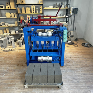 Machine à blocs creux 4-35A à fonctionnement fluide, très demandée en Grenade, utilisant une machine à fabriquer des briques en ciment - Product Image 2
