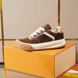 Chaussures de skate rétro épaisses pour femmes, respirantes, légères, basses, en microfibre et denim, pour l'hiver - Product Image 1