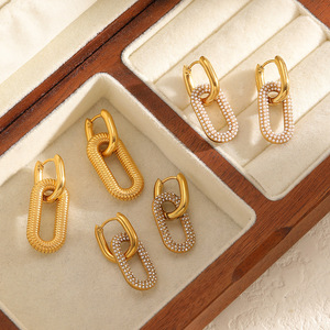 Aros Geométricos en Forma de U, Chapados en Oro de 18k, con Incrustaciones de Diamantes Microinsertados, para Uso Diario - Product Image 1