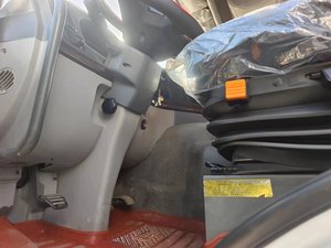 Camión de carga con chasis HOWO 6x6 usado con dirección izquierda de emisiones Euro 2 en stock a bajo precio - Product Image 6