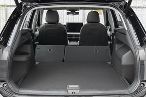 <span class=keywords><strong>Volkswagen</strong></span> Tiguan L 2024 FWD LHD d'<span class=keywords><strong>occasion</strong></span> à prix abordable, essence, 5 portes, 5 places, SUV - Product Image 6