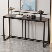Table d'entrée en fer forgé de luxe raffiné avec étagère de rangement étroite et longue pour la maison, l'hôtel, le salon, et comme meuble de décoration murale