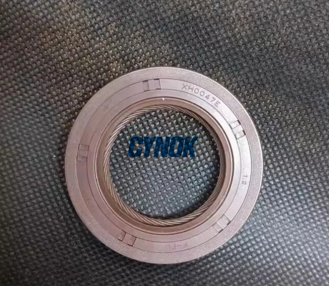 Japan Brand Genuine Oil Seal 1052B297 XH0047E 29.3X48X6.7