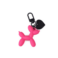 En gros 3D Dessin Animé PVC Acrylique pendentif Décoratif Coloré Mignon Chien Forme Ballon Série Couple porte-clés Voiture Sac pendentif