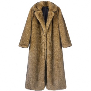 Cappotto Invernale da Donna in Pelliccia Sintetica con Collo Esteso - Product Image 1