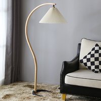 Lampe sur pied LED de style américain simple pour salon, design plissé, matériaux en bois et tissu, à commande au pied, intensité réglable, lampe de luxe pour chambre à coucher