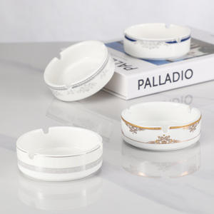 Cenicero de Cerámica Blanco con Borde Dorado, Tamaño Estándar para Hoteles, Bares, Restaurantes, Servicio de Recepción - Product Image 1