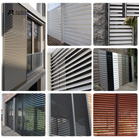 Stores verticaux motorisés en alliage d'aluminium pour balcon résidentiel, persiennes solaires durables anti-UV, volets extérieurs modernes