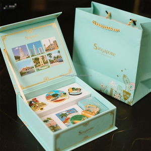 Scatola Bomboniera Elegante Personalizzata per Matrimonio con Nastro in Raso e Stampa a Caldo in Cartone Rigido Portaconfetti con Spugna Materiali Riciclati MOQ Basso per Sposa - Product Image 3