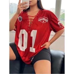 Camiseta de malla personalizada para mujer, talla grande, cuello en V, manga corta, con cordones, número 01, gráfico Legend, estilo urbano. - Product Image 4