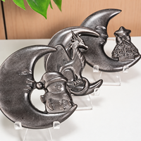 Obsidienne argentée naturelle sculptée à la main en forme de croissant de lune avec statue de bonhomme de neige et arbre de Noël, cristal de guérison, décoration de Noël